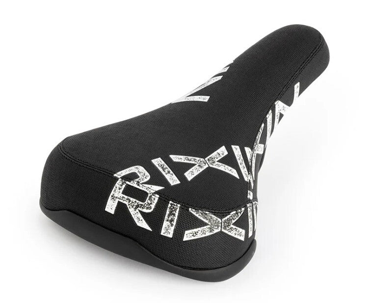 RIXIN DISORDER RAILED SEAT BLK/WHT
