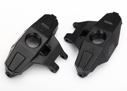 Traxxas Left and Right Axle Carriers: UDR